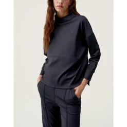 Camiseta De Mujer Lua Born Living Yoga 13 Camiseta De Mujer Lua Born Living Yoga -Equipo De Fitness camiseta de mujer lua born living yoga 5