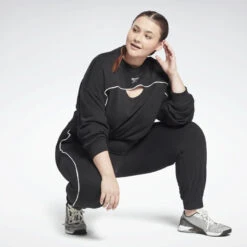 Reebok Jersey De Cuello Redondo Piping (talla Grande) -Equipo De Fitness jersey de cuello redondo piping talla grande 2