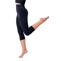 Legging Deportivo Capri Sin Costuras Con Fibra Emana, Namasté Anaissa -Equipo De Fitness legging deportivo capri sin costuras con fibra emana namaste anaissa 3