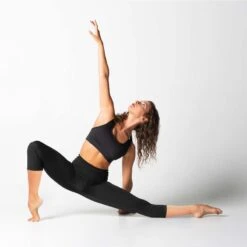 Malla Legging 7/8 Térmico Con Protector De La Zona Íntima Mujer Elva Negro 9 Malla Legging 7/8 Térmico Con Protector De La Zona Íntima Mujer Elva Negro -Equipo De Fitness malla legging 78 termico con protector de la zona intima mujer elva negro 2