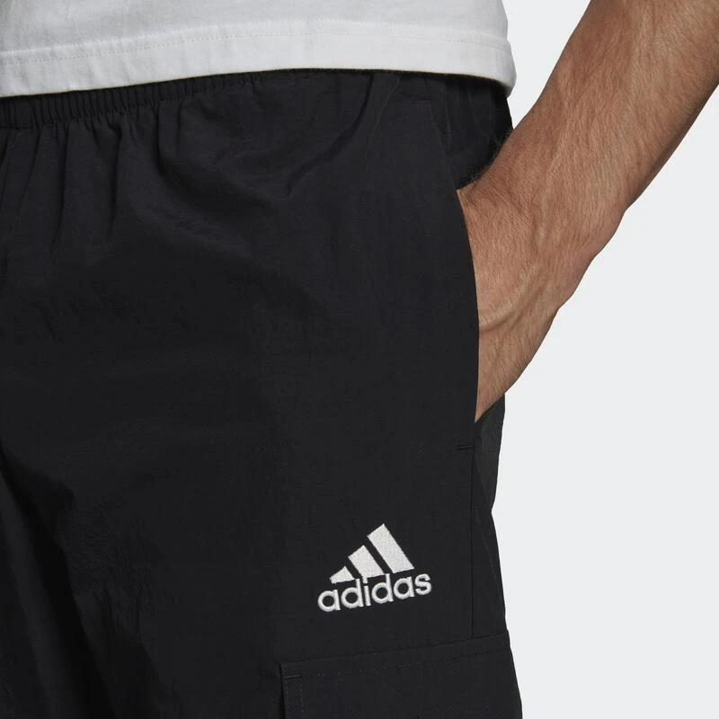 ADIDAS Pantalón 7/8 Essentials Small Logo Woven Cargo 7 ADIDAS Pantalón 7/8 Essentials Small Logo Woven Cargo - Imagen 5
