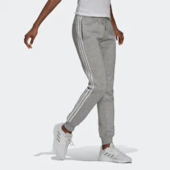 ADIDAS Pantalón Jogger Fitness Mujer Mayoritariamente Algodón Ajustado - Gris 9 ADIDAS Pantalón Jogger Fitness Mujer Mayoritariamente Algodón Ajustado - Gris -Equipo De Fitness pantalon jogger fitness mujer mayoritariamente algodon ajustado gris 2