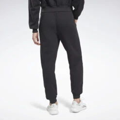 Pantalón Reebok Identity French Terry 10 Pantalón Reebok Identity French Terry -Equipo De Fitness pantalon reebok identity french terry 3