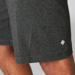 PANTALONES CORTOS HOMBRE SHORT COMFORT YOGA ECOFRIENDLY GRIS -Equipo De Fitness pantalones cortos hombre short comfort yoga ecofriendly gris 2