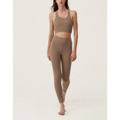 Top De Mujer Saril Born Living Yoga -Equipo De Fitness top de mujer saril born living yoga 2