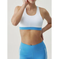 Born Living Yoga Top Deportivo De Mujer En Tejido Performance De Sujección Media -Equipo De Fitness top deportivo de mujer en tejido performance de sujeccion media 11