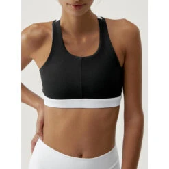 Born Living Yoga Top Deportivo De Mujer En Tejido Performance De Sujección Media -Equipo De Fitness top deportivo de mujer en tejido performance de sujeccion media 8