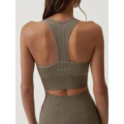 Born Living Yoga Top Deportivo De Mujer En Tejido Seamless De Sujección Media -Equipo De Fitness top deportivo de mujer en tejido seamless de sujeccion media 1