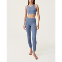 Top Deportivo De Mujer Indi Born Living Yoga -Equipo De Fitness top deportivo de mujer indi born living yoga 2