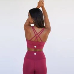 Top Deportivo Fitness Sostenible Poliéster Mujer Fitplanet Seal Rojo -Equipo De Fitness top deportivo fitness sostenible poliester mujer fitplanet seal rojo 3